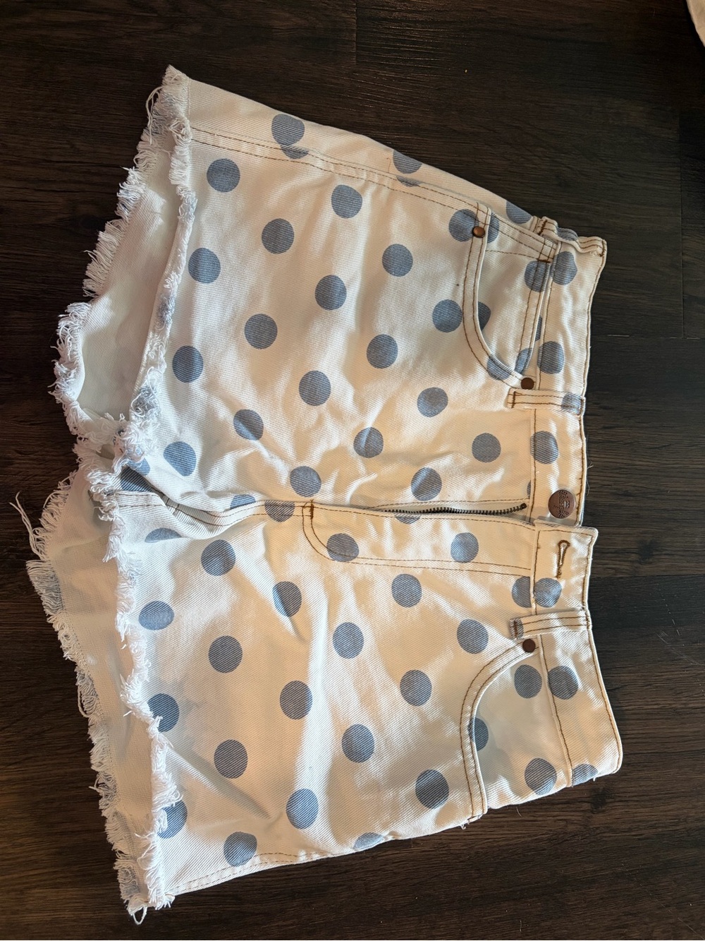 Wrangler White Denim Shorts with Blue Polka Dots